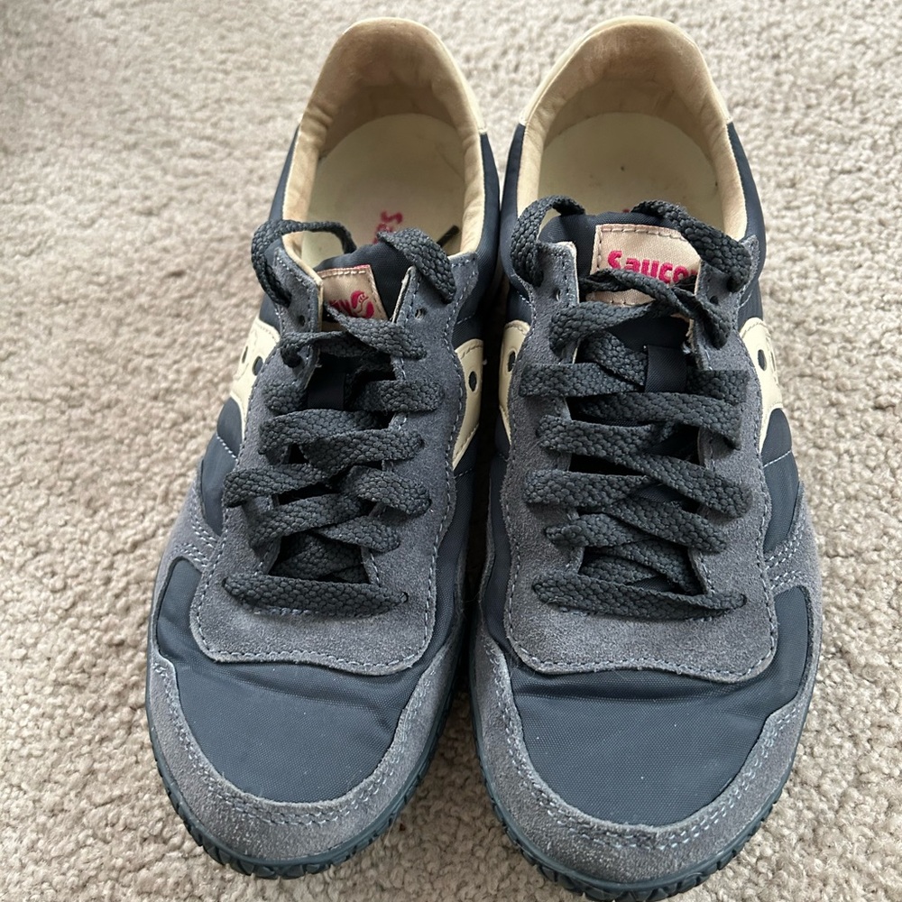 Saucony Originals Women’s Bullet. Size 6 Blue